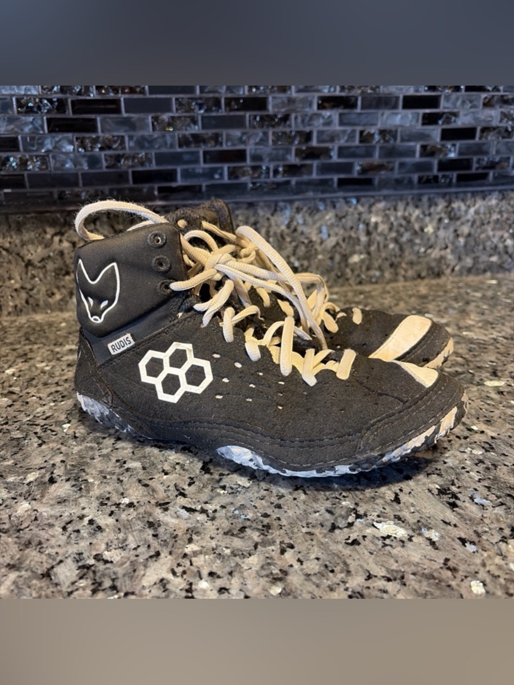 Rudis Boys Youth Size 3 Wrestling Shoes Sneakers Black White